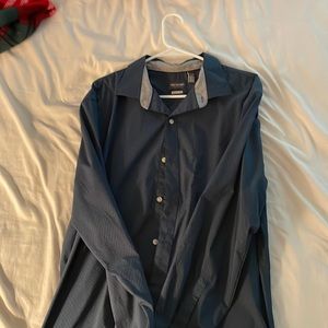 Mens van Heusen dress shirt.